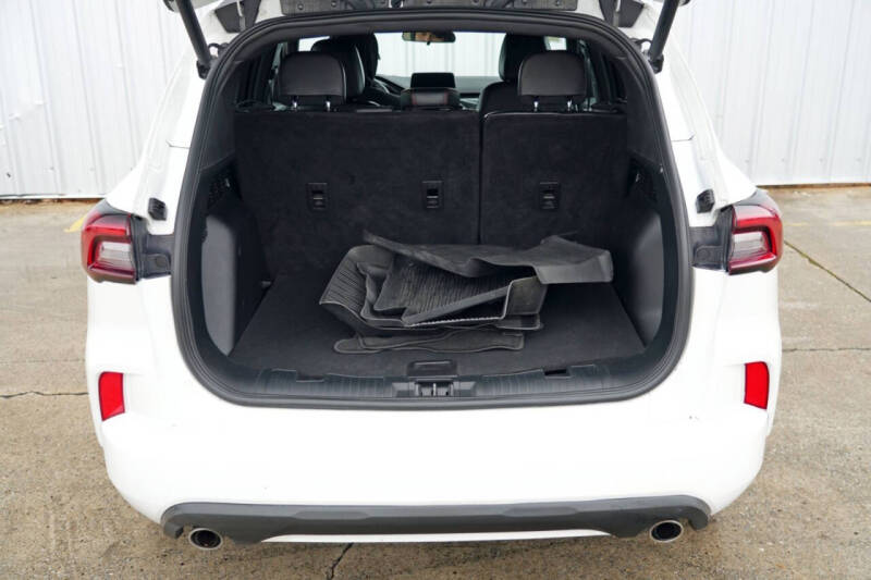 2024 Ford Escape Hybrid ST-Line Select