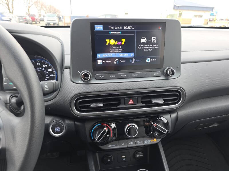 2022 Hyundai Kona SEL