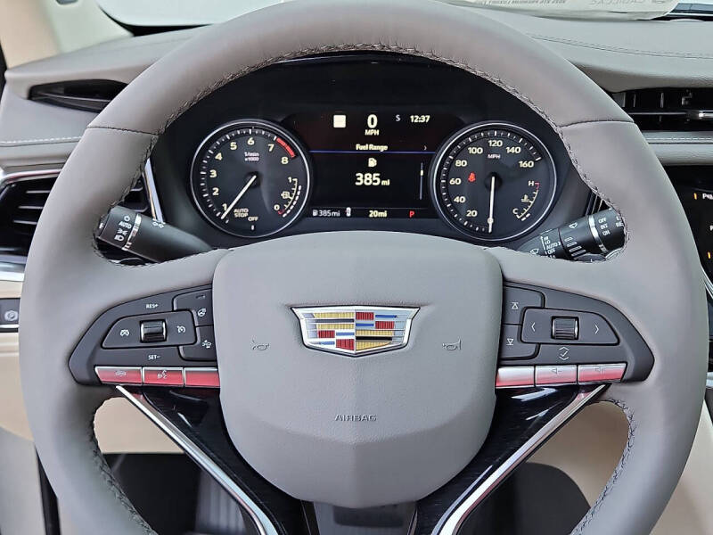 2025 Cadillac XT6 Premium Luxury