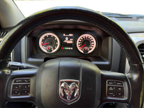2015 RAM 1500 SLT