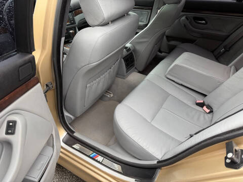 2003 BMW 5 Series 540i