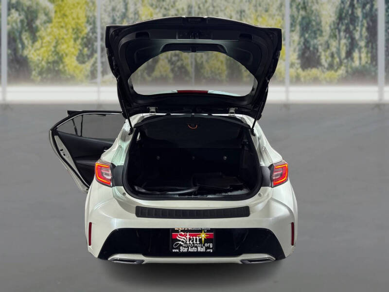 2019 Toyota Corolla Hatchback SE
