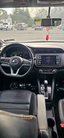 2019 Nissan Kicks SR