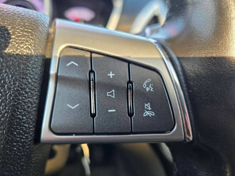 2011 Cadillac SRX Performance Collection