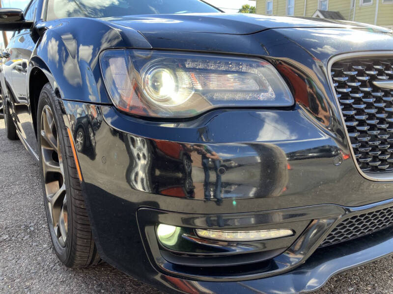 2017 Chrysler 300 S Alloy Edition