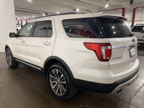 2016 Ford Explorer Platinum