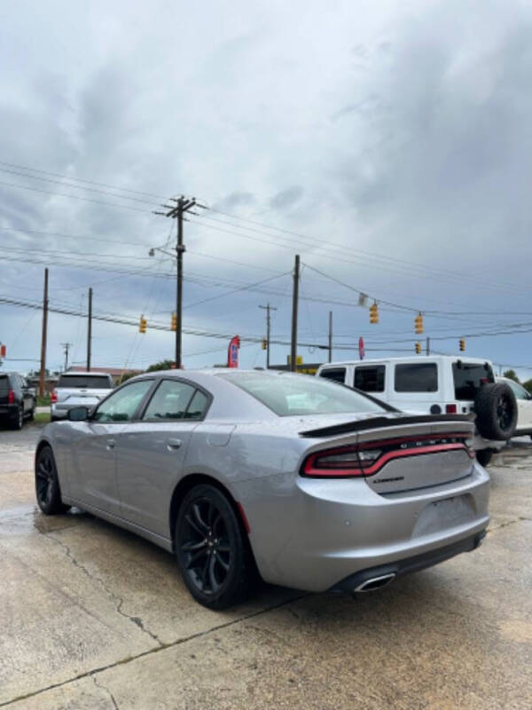 2018 Dodge Charger SXT