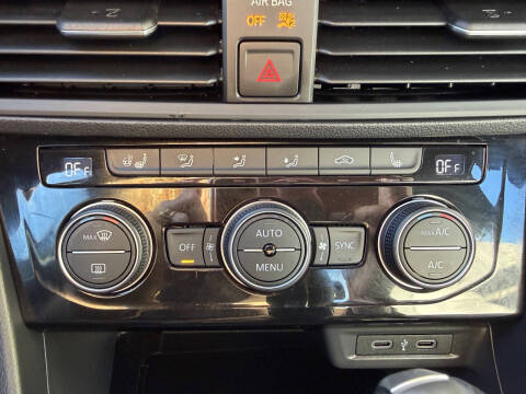 2021 Volkswagen Jetta R-Line