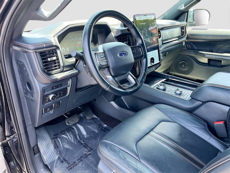 2022 Ford Expedition Platinum