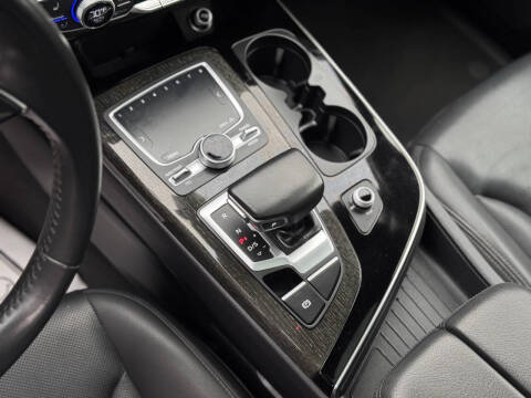 2019 Audi Q7 quattro Prestige 55 TFSI