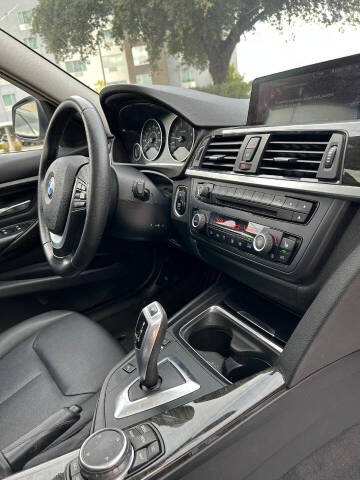 2015 BMW 3 Series 328i