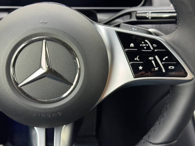 2025 Mercedes-Benz GLC GLC 300