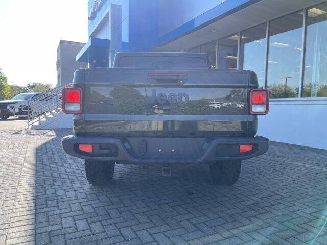 2021 Jeep Gladiator Willys