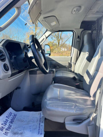 2012 Ford E-Series E-150