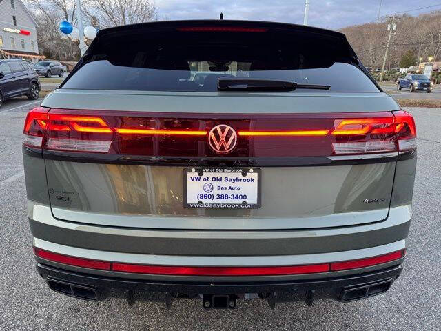 2026 Volkswagen Atlas Cross Sport SEL R-Line Black 4Motion