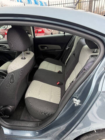 2012 Chevrolet Cruze LS