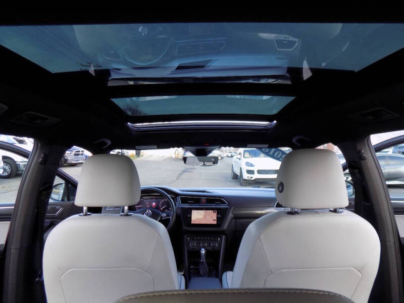 2018 Volkswagen Tiguan 2.0T SEL Premium 4Motion