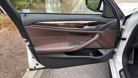 2022 BMW 5 Series 530e xDrive