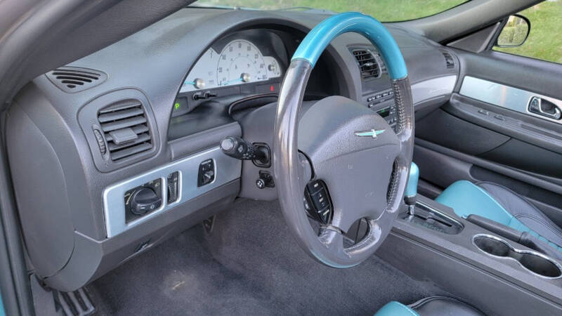 2002 Ford Thunderbird Deluxe