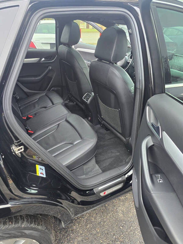 2016 Audi Q3 2.0T quattro Prestige