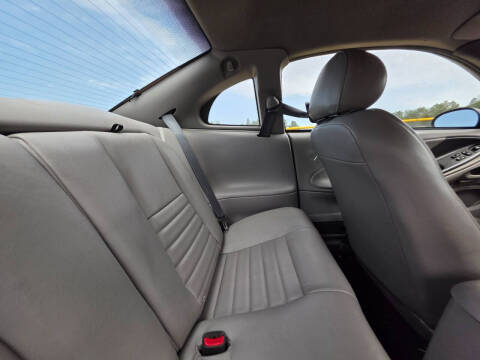 2004 Ford Mustang GT Deluxe