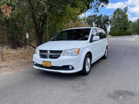 2018 Dodge Grand Caravan for sale at ULTIMATE MOTORS in Sacramento CA