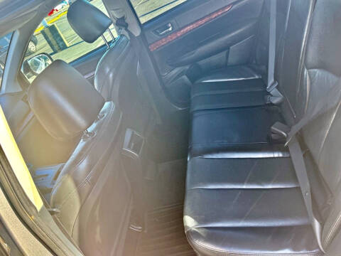 2011 Subaru Outback 2.5i Limited