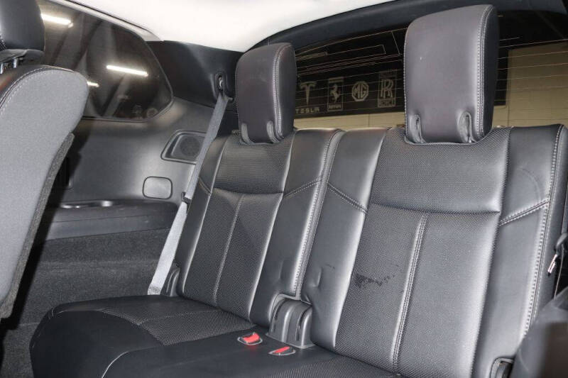 2020 Nissan Pathfinder Platinum