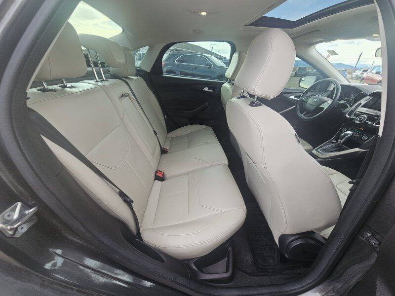 2017 Ford Focus Titanium