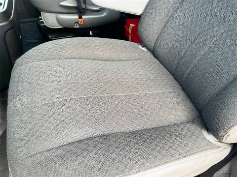 2024 Chevrolet Express 2500