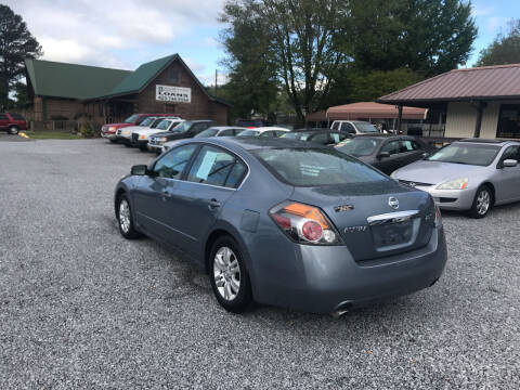 2010 Nissan Altima for sale at H & H Auto Sales in Athens TN