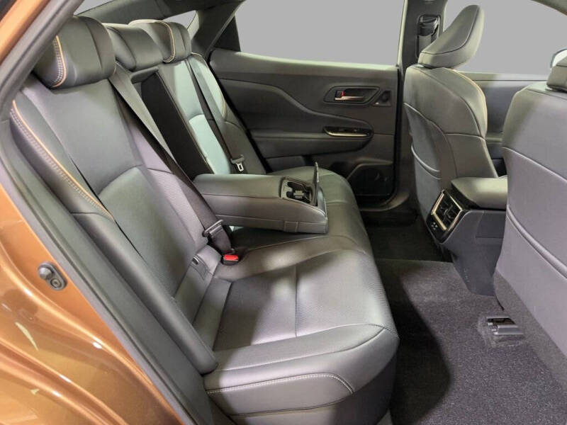 2025 Toyota Crown Platinum