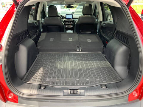 2022 Ford Escape Titanium