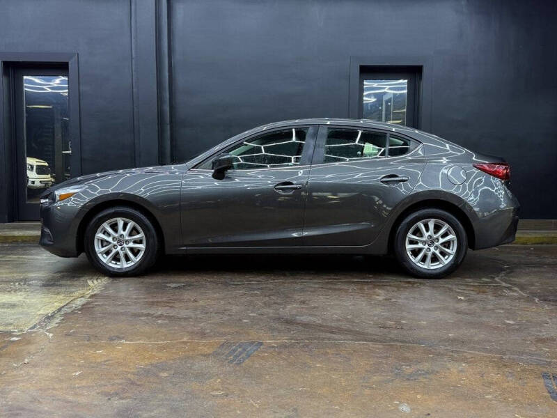 2017 Mazda MAZDA3 Sport