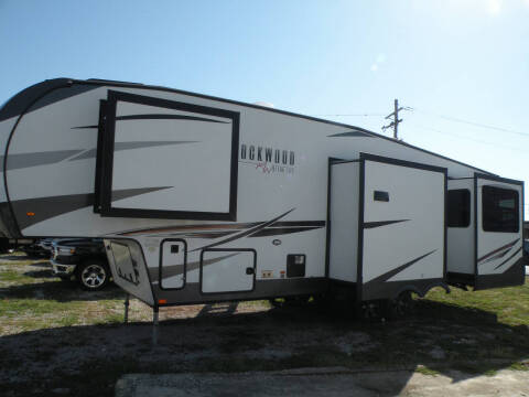 2021 Forest River Rockwood Ultra Light