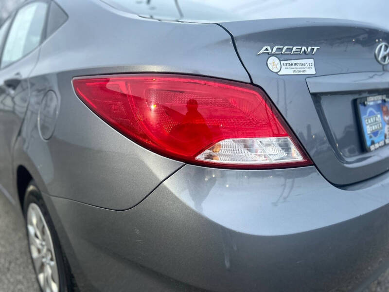 2016 Hyundai Accent SE