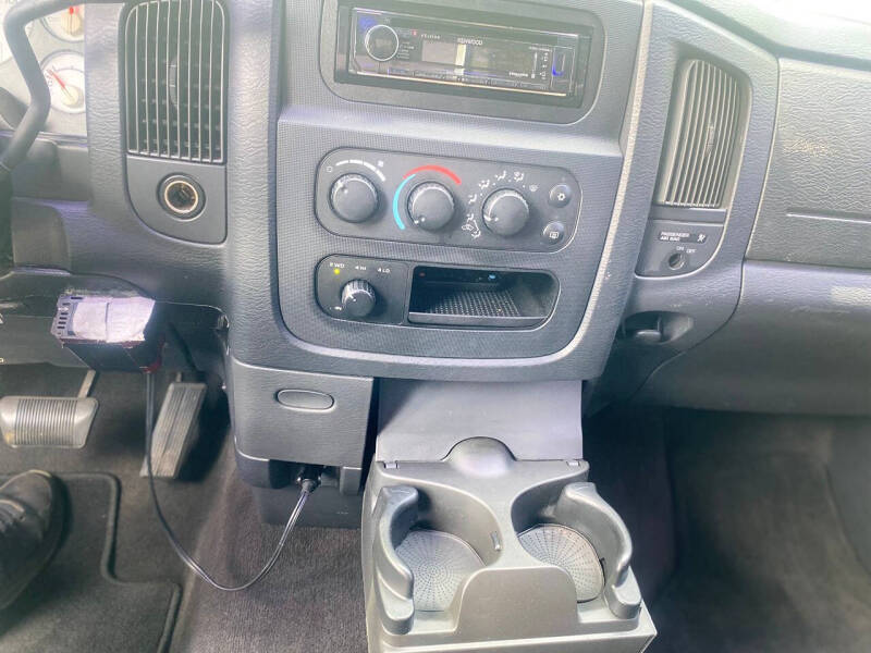 2004 Dodge Ram 1500 ST