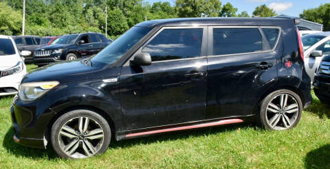 2015 Kia Soul for sale at PINNACLE ROAD AUTOMOTIVE LLC in Moraine OH