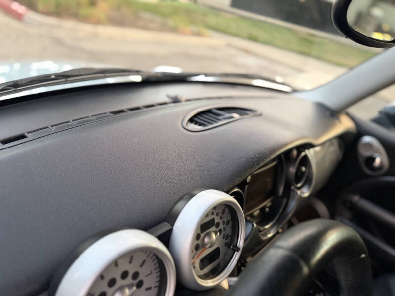 2004 MINI Cooper S
