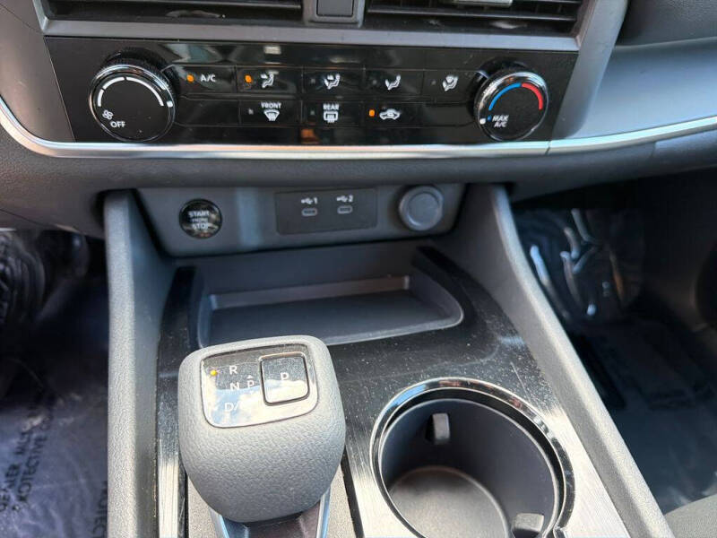 2024 Nissan Rogue S
