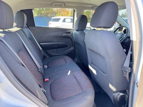 2017 Chevrolet Sonic LT Auto