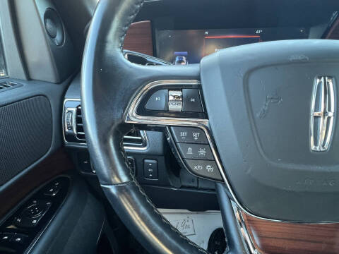 2023 Lincoln Navigator Standard