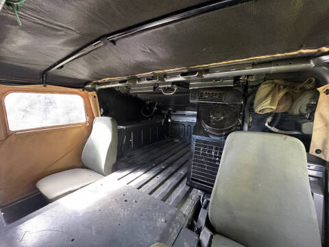 2005 AM General HMMWV