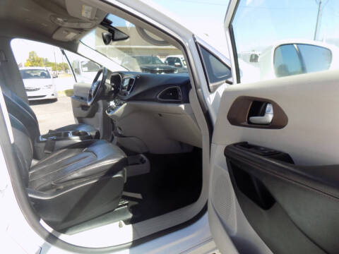 2018 Chrysler Pacifica Touring L