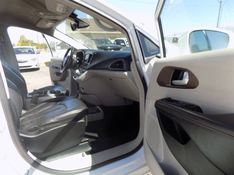 2018 Chrysler Pacifica Touring L