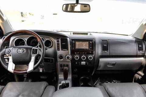 2017 Toyota Sequoia Platinum