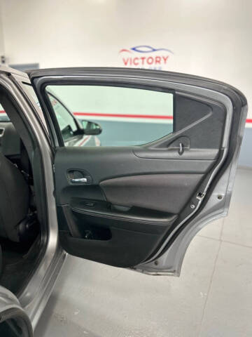 2013 Dodge Avenger SE