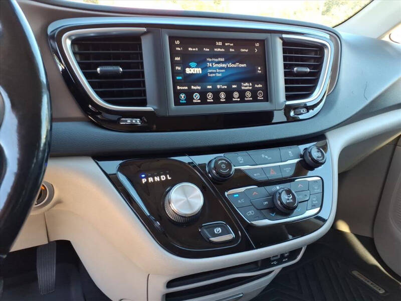 2019 Chrysler Pacifica Touring L