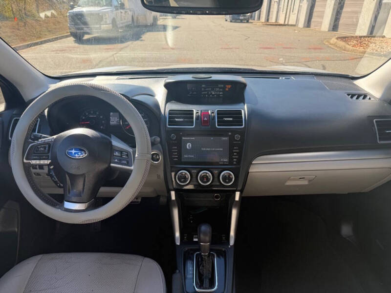 2016 Subaru Forester 2.5i Touring