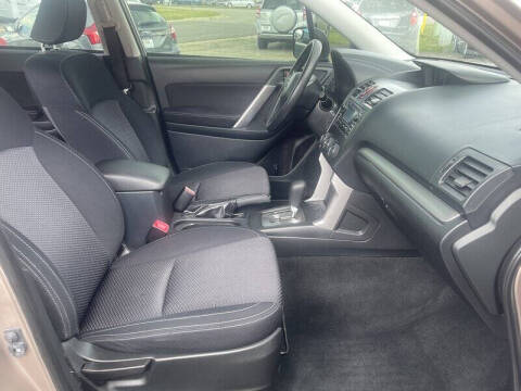 2015 Subaru Forester 2.5i